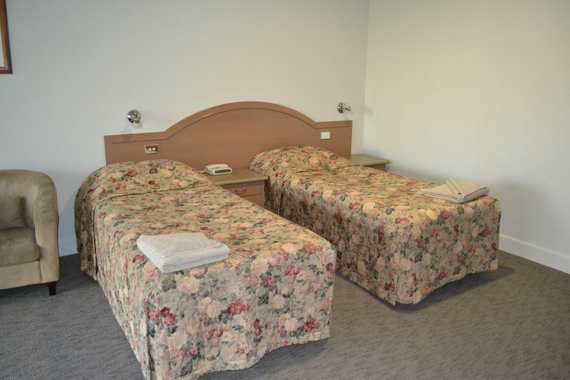 Yarrawonga Mulwala Golf Club Ξενοδοχείο Εξωτερικό φωτογραφία A room at the hotel