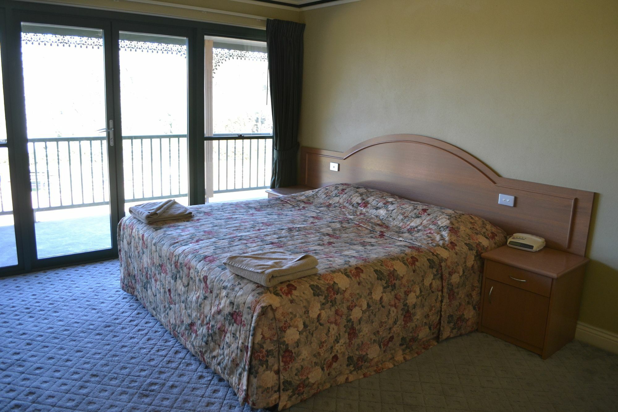 Yarrawonga Mulwala Golf Club Ξενοδοχείο Εξωτερικό φωτογραφία A bedroom